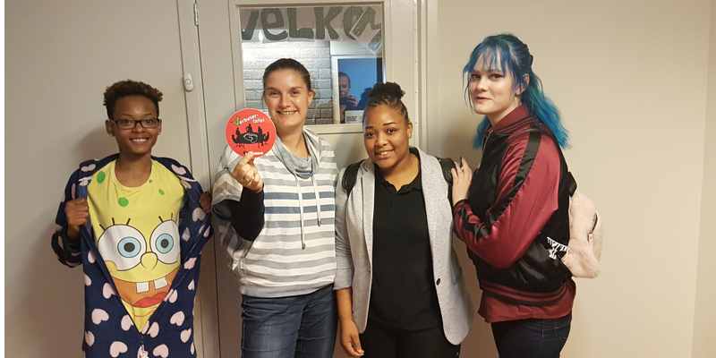 Ook Vast en Verder meiden opvang ontvangt verbetersticker