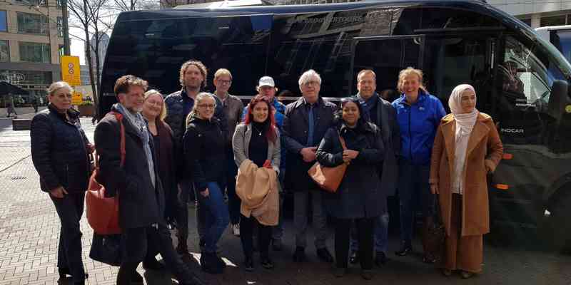Wethouder organiseert een bezoek aan het succesvolle Werkplein in Dordrecht