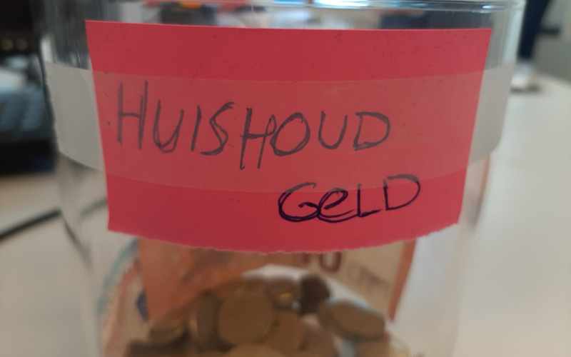Nibud: huishoudens financieel vooruit, maar sommige groepen blijven kwetsbaar