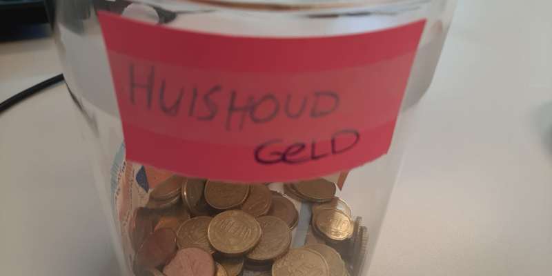 Een week doen of je arm bent is geen uitdaging, maar symboolpolitiek ten top