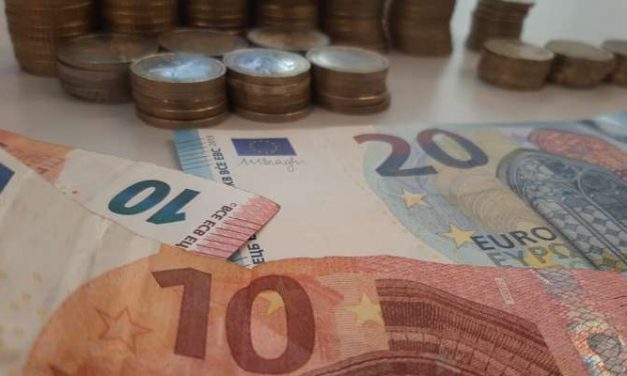 Arnhem wil schulden van gezinnen in armste wijk van Nederland kwijtschelden: ‘Geldzorgen houden alles tegen’