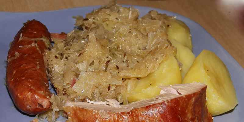Een lekker matras, een warme douche en een bord zuurkool