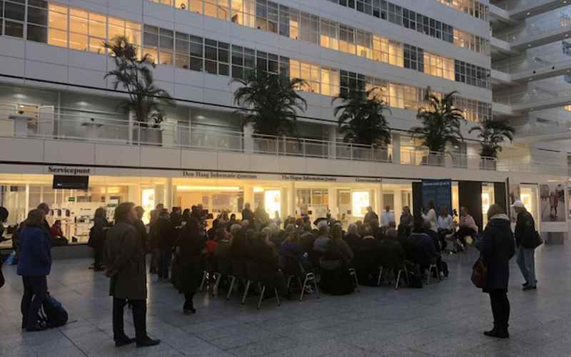 Foto’s opening expositie ‘Mensen zoals jij en ik’ 3 maart 2020 in het atrium van het stadhuis