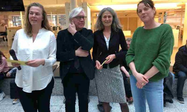 Foto’s opening expositie ‘Mensen zoals jij en ik’ 3 maart 2020 in het atrium van het stadhuis