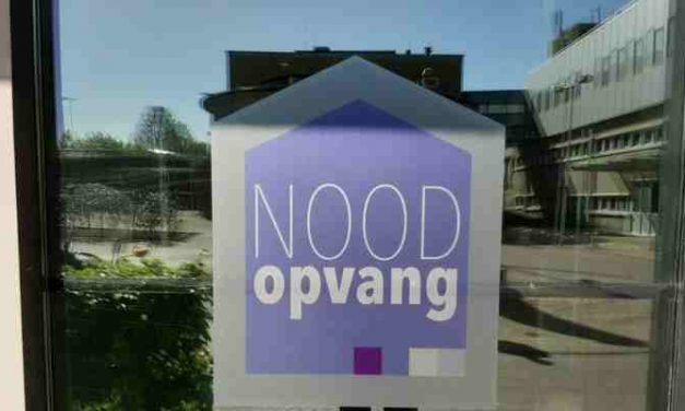 Roep om veelbesproken besluit tot grootschalige opvang in Vogelwijk uit te stellen wordt steeds luider