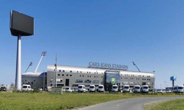 Meer kritiek op ‘coronadorp’ voor daklozen bij ADO-stadion: ‘Het is een soort melaatseneiland’