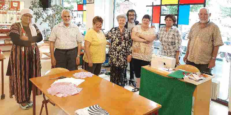Vadercentrum Adam doneert mondkapjes voor de daklozen