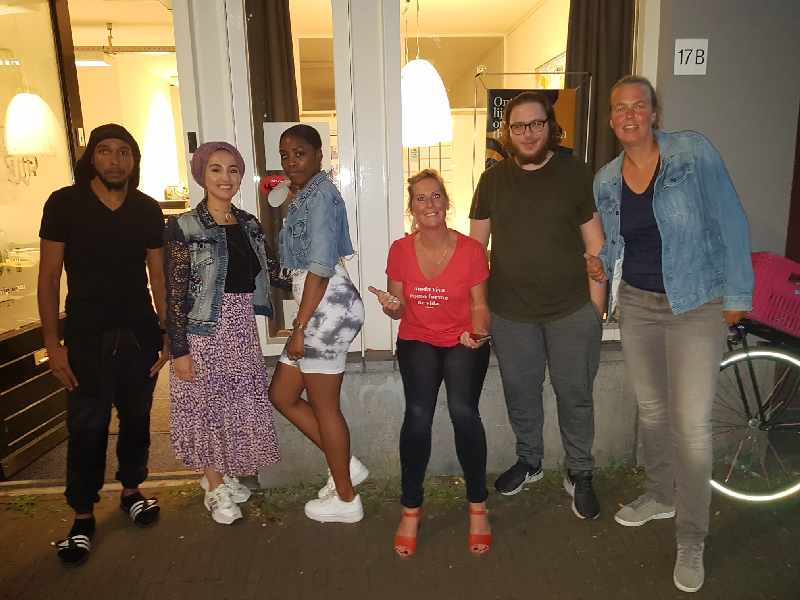 verbetertafel met mensen verbetertafel met mensen