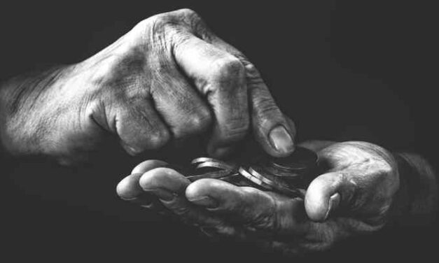 Wat betekent het om arm te zijn in een rijk land, vroeg Anna Custers zich af. ‘Ons sociale zekerheidsstelsel zet mensen juist klem’