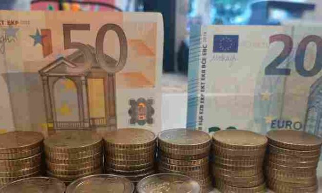 Bijna overal betaald parkeren en extra geld naar armoede: dit betekent de Haagse begroting voor jou