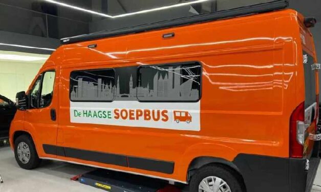 Nieuw voertuig voor Stichting De Haagse Soepbus: bus lijkt harder nodig dan ooit tevoren