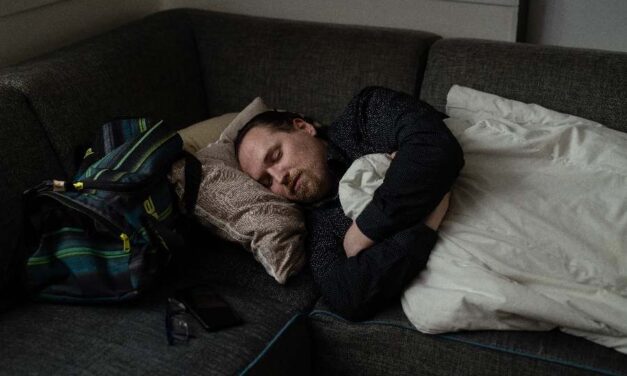 Gemeenten gaan ‘onzichtbare’ daklozen tellen: ‘Beter zicht nodig op groeiend probleem’