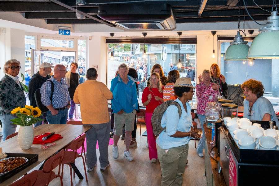 Straat Bakkie opening Straat Bakkie opening