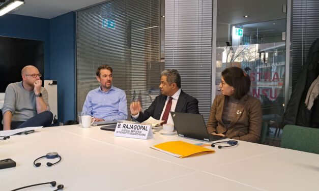 Speciale VN-rapporteur voor huisvesting bezoekt Straat Consulaat