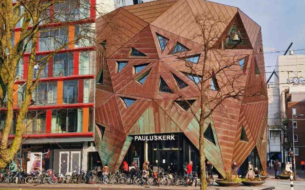 Pauluskerk en Rotterdamse VVD maken plan voor einde overlast rond daklozenopvang