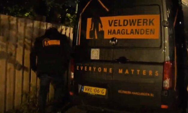 {Video} Een avond op pad met Stichting Veldwerk Haaglanden