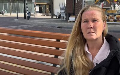 {Video} Ex-dakloze Deborah trekt aan de bel: ‘Waarom doet de gemeente Vlaardingen niets?’